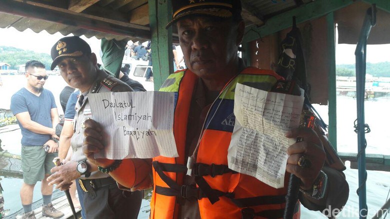 Ini Isi Pesan Surat Wasiat yang Ditemukan di Markas Teroris di Jatiluhur Ini Isi Pesan Surat Wasiat yang Ditemukan di Markas Teroris di Jatiluhur