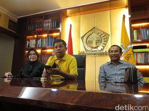 Akom Diisukan ke Hanura, Golkar: Dia Kader Terbaik dan Militan Akom Diisukan ke Hanura, Golkar: Dia Kader Terbaik dan Militan