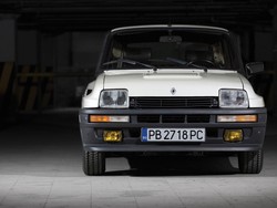 Renault 5 Turbo II Klasik Setara Honda Civic Dilelang