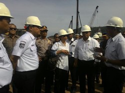 Menteri BUMN dan Menhub Cek Pembangunan Dermaga 6 Pelabuhan Merak