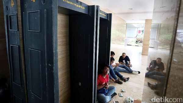 2 Metal Detector Disiapkan untuk Sidang Ahok