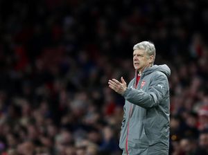 Wenger Minta Arsenal Fokus Menang, Bukan Kejar Chelsea