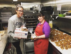 Gadis Penyandang Down Syndrome Ini Sukses Membuka Bakery Sendiri