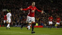 Henrikh Mkhitaryan menambah daftar klien Raiola yang saat ini berseragam MU. Seperti Pogba, Mkhitaryan direkrut MU pada tahun lalu. (Foto: Reuters / Phil Noble)