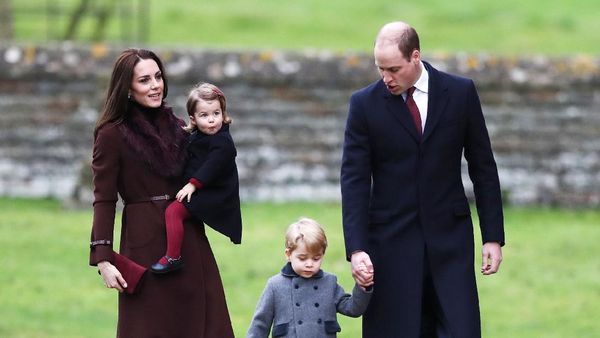 Kompaknya Kate Middleton dan Keluarga saat Natal