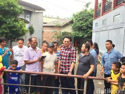 Usai Sidang, Ahok Sempatkan Cek Kawasan Rawan Banjir di Pasar Rebo