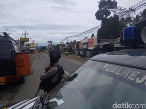 Duarr! Polisi Ledakkan Tas Mencurigakan di Dekat Pasar Tegalrejo Magelang