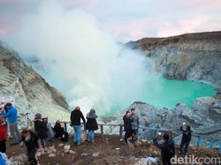 Pemerintah Blak-blakan Jelaskan Pembangunan di Puncak Ijen, Banyuwangi