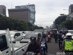 Massa Sidang Ahok Tinggalkan eks PN Jakpus, Lalin Mulai Terurai