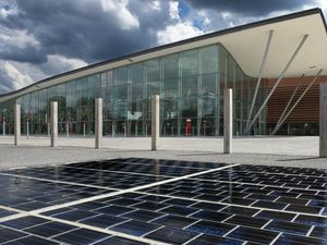 Modal Rp 15 Juta Dapat Listrik 1.000 W/Hari dari Matahari, Mau?