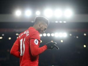 Gerrard: Bersabarlah, Sturridge Gerrard: Bersabarlah, Sturridge