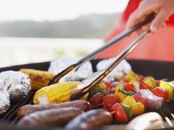 Mulai Siap-siap Mau Pesta BBQ? Perhatikan 10 Tips Penting dari Chef Ini (2)