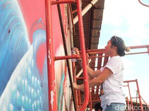 Rouge Mich, Street Artist Cewek Berkarakter Ikan Mas Koki Rouge Mich, Street Artist Cewek Berkarakter Ikan Mas Koki