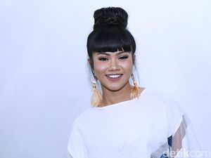 Nyanyikan Lagu Berbahasa Sunda, Yura Yunita: Kita Harus Tahu Asal Kita