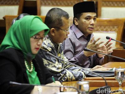Catatan Akhir Tahun Fraksi PPP