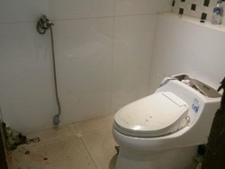 Penampakan Toilet Saksi Bisu Tempat Disekapnya Ir Dodi dan Keluarganya