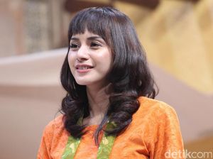 Kirana Larasati Kadang Tinggal Terpisah dengan Suami karena Sibuk Kirana Larasati Kadang Tinggal Terpisah dengan Suami karena Sibuk