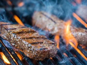 Penting! Begini Caranya Terhindar dari Karsinogen Saat Perayaan Idul Adha