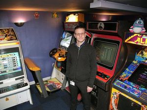 Bangun Dingdong di Garasi, Pria Ini Habiskan Rp 82 Juta