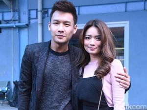Kado Natal Spesial dari Fendy Chow untuk Stella Cornelia Kado Natal Spesial dari Fendy Chow untuk Stella Cornelia