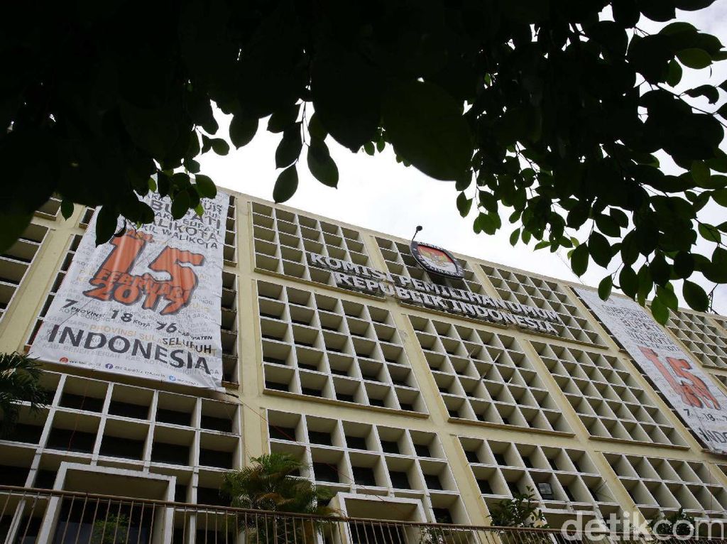 KPU Tak Akan Tandai Caleg Eks Koruptor Bila Dianggap Diskriminatif KPU Tak Akan Tandai Caleg Eks Koruptor Bila Dianggap Diskriminatif