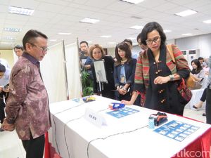 Antre Tax Amnesty, Wajib Pajak Ini Mengaku Belum Makan ke Sri Mulyani Antre Tax Amnesty, Wajib Pajak Ini Mengaku Belum Makan ke Sri Mulyani