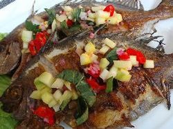 Menu Tahun Baru: Ikan Bakar dan Puding Makin Segar dengan Tambahan Mangga