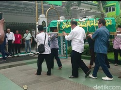 Jenazah Ir Dodi dan 2 Anaknya Disalatkan di Masjid Dekat Rumah Duka
