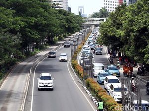Jelang Tahun Baru, 300 Ribu Kendaraan Tinggalkan Jakarta Jelang Tahun Baru, 300 Ribu Kendaraan Tinggalkan Jakarta