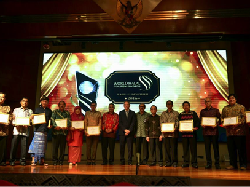 Desember: Indonesia Borong Penghargaan World Halal Tourism Award