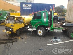 Tabrakan 2 Truk, Tol Tambun Bekasi Arah Jakarta Macet