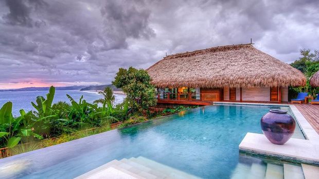 Sumba: Alam, Budaya dan Resor Terbaik Sedunia