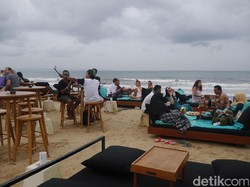 6 Tips Liburan Tahun Baru di Pantai