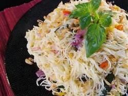 Menu Tahun Baru: Suguhan Pasta dan Ayam Panggang Lezat Berbumbu Sambal Matah