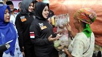 Cawagub Silvi Blusukan di Cakung