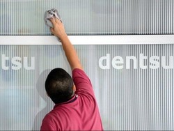 Bos Perusahaan Periklanan Dentsu Mundur Setelah Pegawai Bunuh Diri
