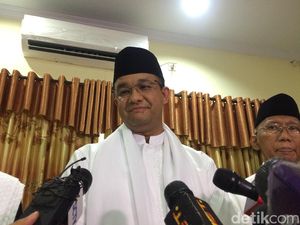 Sebut Ada Tanda Kecurangan, Anies Minta Warga Awasi TPS Sebut Ada Tanda Kecurangan, Anies Minta Warga Awasi TPS