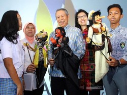 Wayang Listrik: Memadukan Wayang dan Teknologi