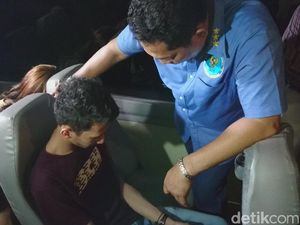 Tanya ke Pengunjung Kafe saat Razia, Buwas: Masih Sekolah?