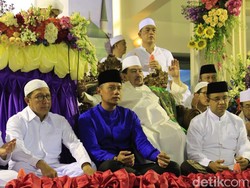 Mesra dengan Anies, Agus: Kami Sama-sama Penantang Petahana