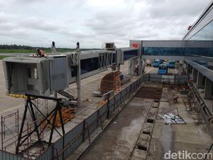 Pembangunan Bandara Supadio Dipantau Jokowi Pembangunan Bandara Supadio Dipantau Jokowi