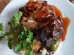 Menu Tahun Baru: Meriahkan Pesta dengan BBQ Ribs dan English Trifle