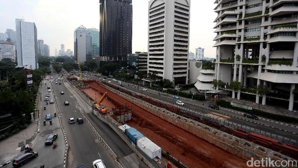 Car Free Night Batal, Sudirman-MH Thamrin Bebas Dilewati