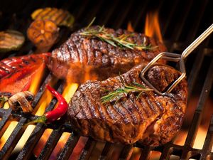 Resep BBQ untuk Masak-masak di Rumah Saat Malam Tahun Baru Resep BBQ untuk Masak-masak di Rumah Saat Malam Tahun Baru