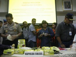 Kurir 10 Kg Sabu Ditangkap Tim Gabungan di Pelabuhan Makassar