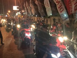 Masjid Attaawun Puncak Arah Taman Safari Macet 9 Km