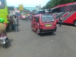 Saat Ramlan Butarbutar Bikin Heboh Sopir Angkot di Bekasi