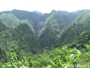 Tahun Baru di Kediri, Ada Bukit Ongakan yang Tengah Hits