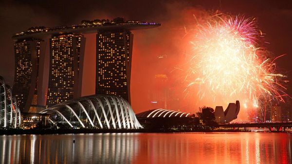 Pesta Kembang Api di Berbagai Belahan Dunia