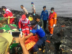 Berawal dari Depan, Api Merata di Semua Bagian Kapal Wisata